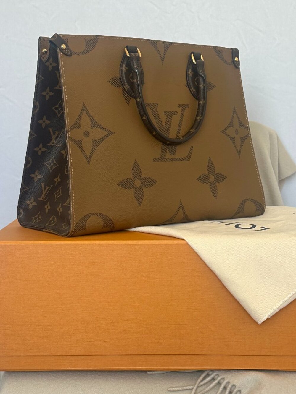 Louis Vuitton On The Go Tote MM Brown Monogram Reverse Leather